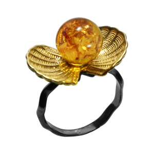 Кольцо серебряное, камень Янтарь, артикул:71161305