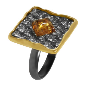 Кольцо серебряное, камень Янтарь, артикул:71161025