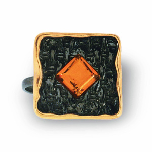 Кольцо серебряное, камень Янтарь, артикул:71111025
