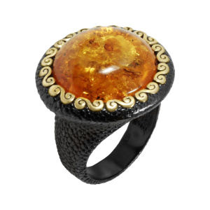 Кольцо серебряное, камень Янтарь, артикул:71161348
